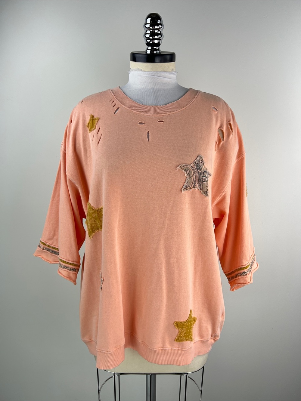 💚 3616. Distressed Peach Star Patchwork Terry Top